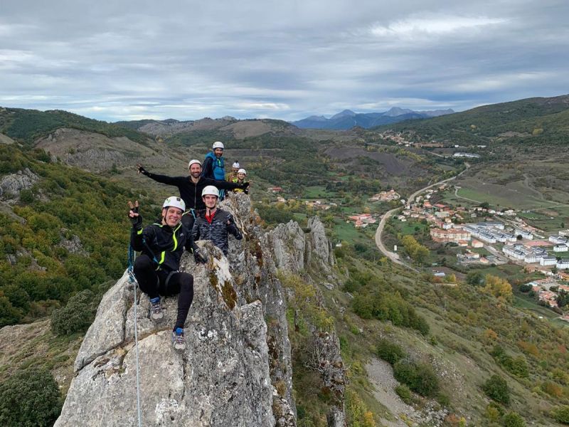  Alquiler de equipo de ferratas en León 